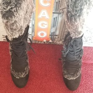 Women's suede fux fur size 8 1/2